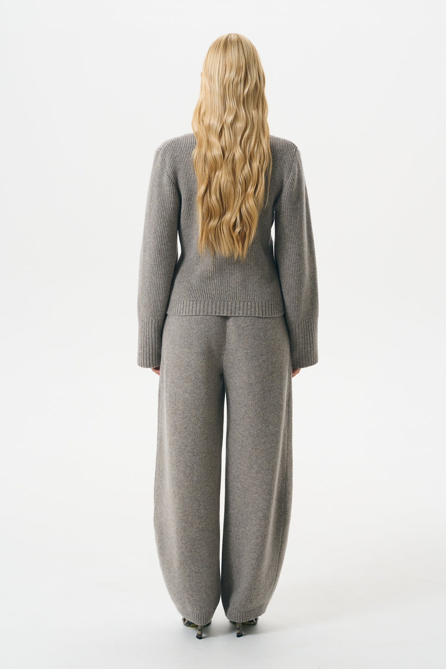ICONIC CARDIGAN | HALVA